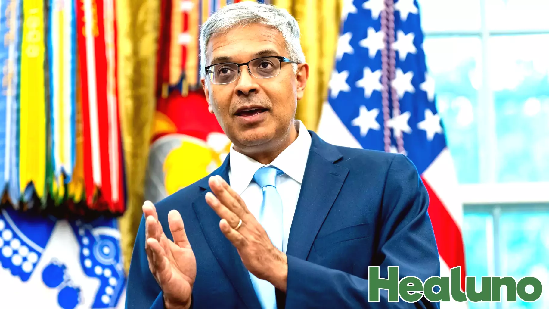 C.D.C.’s New Acting Director Draws Unexpected Praise from Agency Staff